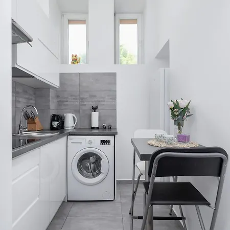 Topolowa City Centre Cracow By Renters Apartament Kraków