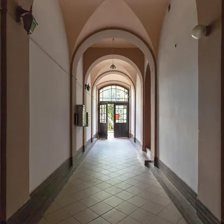 Topolowa City Centre Cracow By Renters Apartman