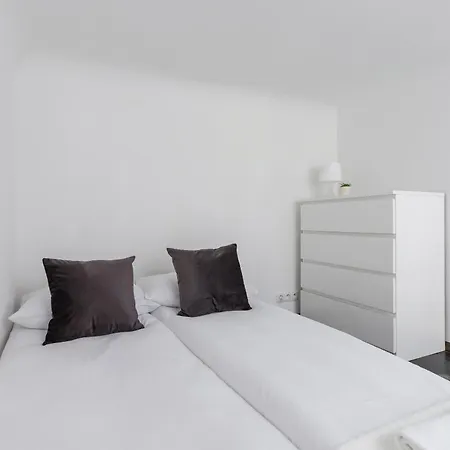 Topolowa City Centre Cracow By Renters Krakkó