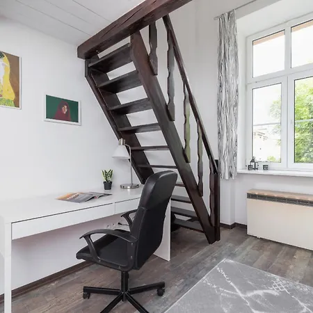 Topolowa City Centre Cracow By Renters Apartamento Cracovia
